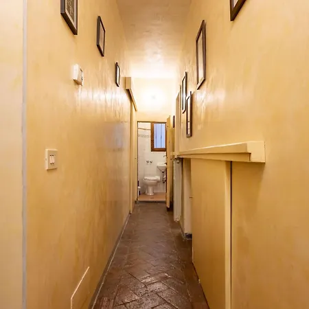 Daire Antonino By Halldis